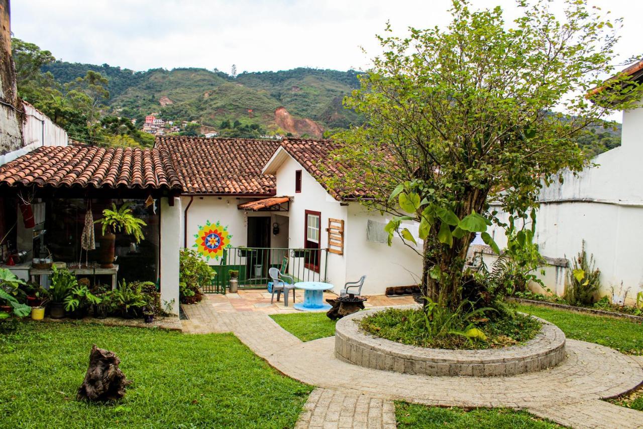 - Casa Pitanga - Acomodacao Lindissima Pertinho Da Igreja Do Rosario Ouro Preto  Eksteriør billede